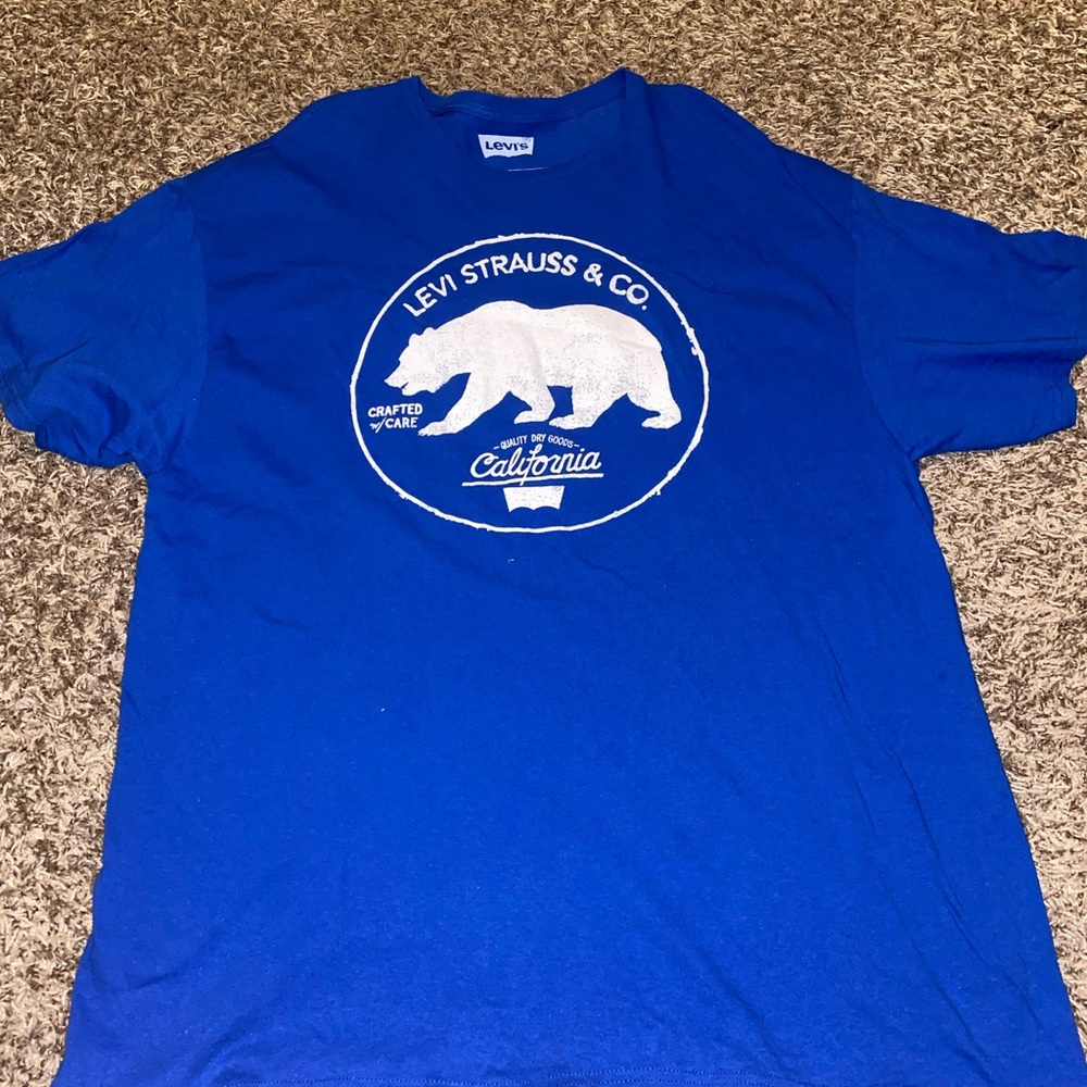 Levi’s Tee